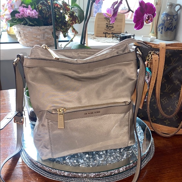 MICHAEL Michael Kors Handbags - MICHAEL Michael Kors gold tan Crossbody Bag with Leather Trim